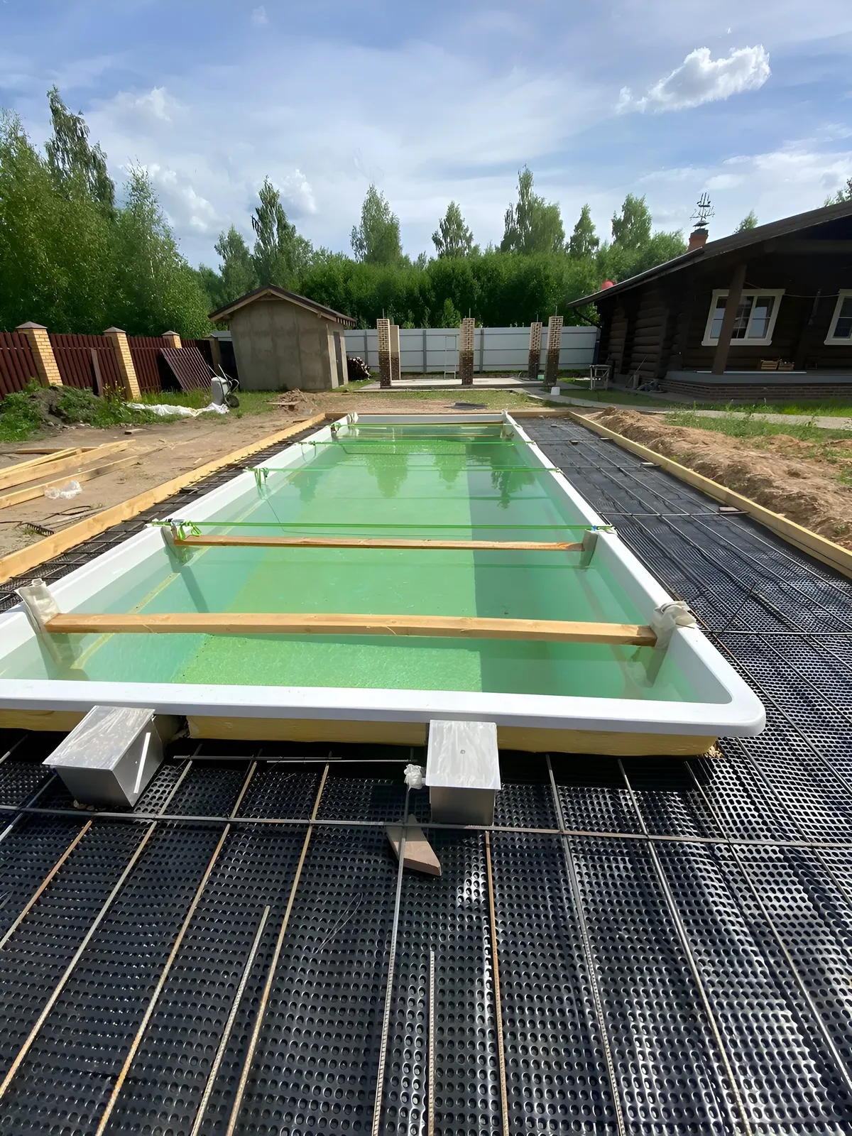 Laguna 9 — вечернее освещение в Череповце